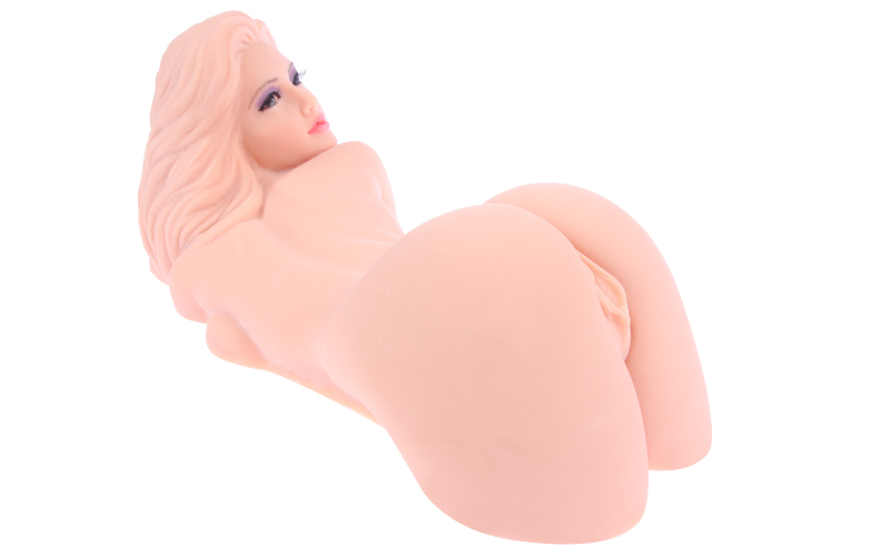 an absolutely beautiful realistic doll with high attention to detail. 3 orifices