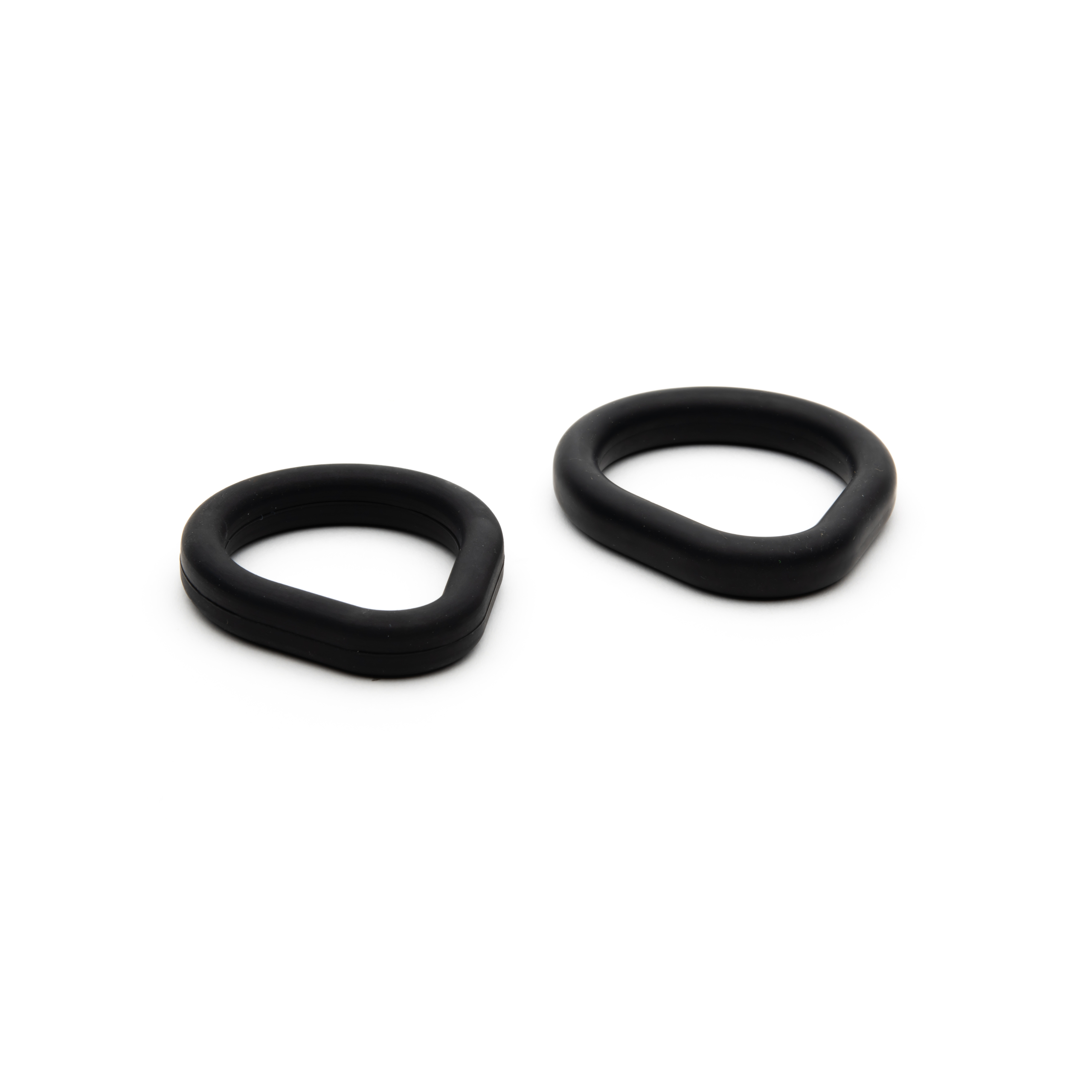 <p>This pure silicone ring kit. Yes you get two sizes of rings so no worries of what size you may need as they are both good sizes because of the unique oval shape of the ring. The design of the ring is made to keep you super hard at all times.</p>