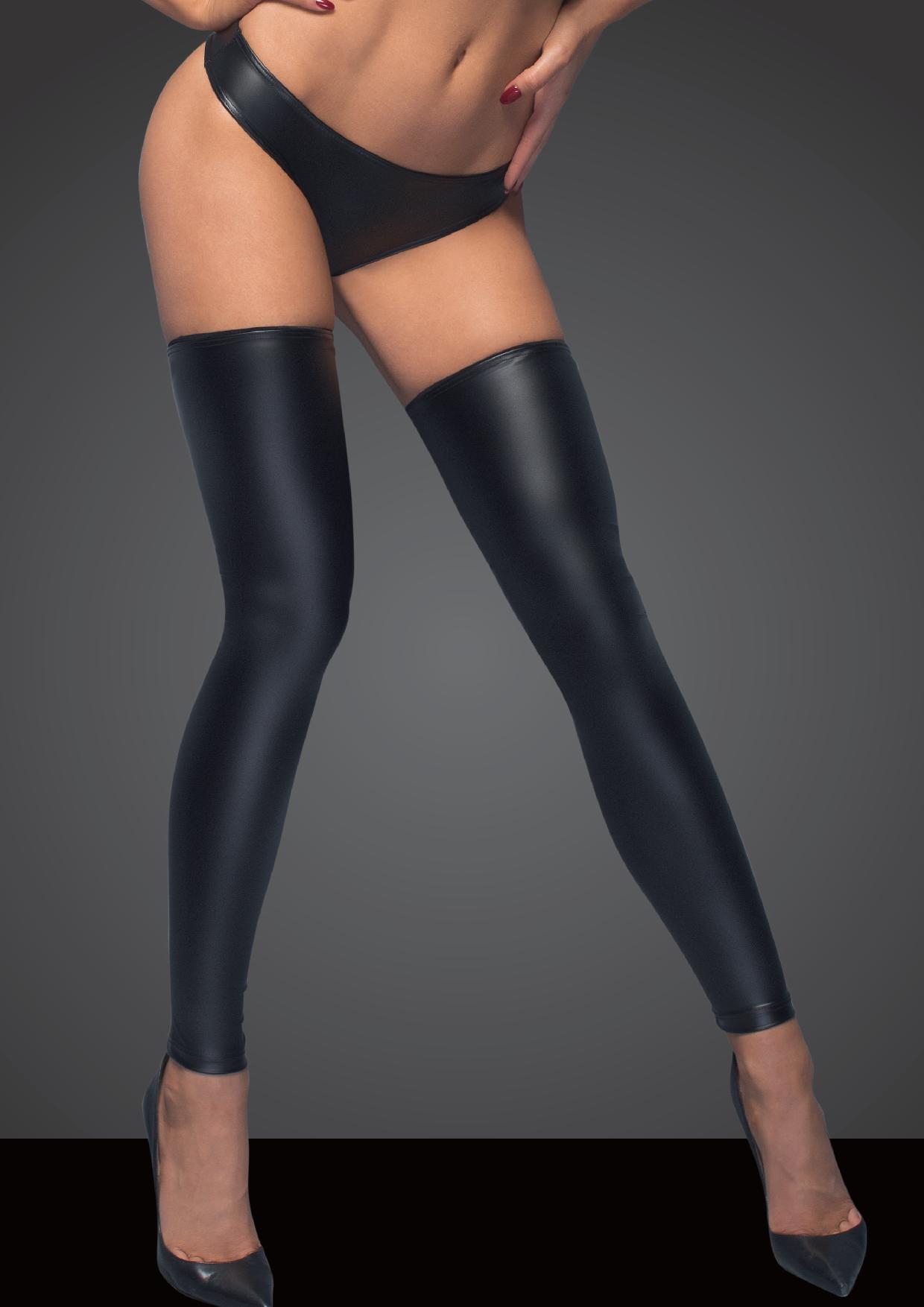 Classic power wetlook hold-up stockings with a silver zipper at the back which goes from the ankle to the knee. Well-made silicone tape on the thigh is easy to wear. Cheeky power wetlook tanga style panties with a silver zipper at the back.