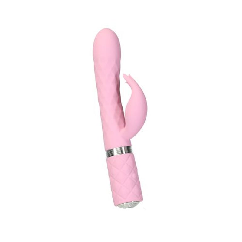 the 3-point attachment vibrates for astonishing clitoral stimulation. Choose to enjoy the rotations and vibrations independently or simultaneously – the choice is all yours.</p>