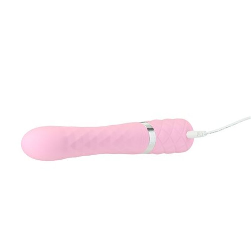 the 3-point attachment vibrates for astonishing clitoral stimulation. Choose to enjoy the rotations and vibrations independently or simultaneously – the choice is all yours.