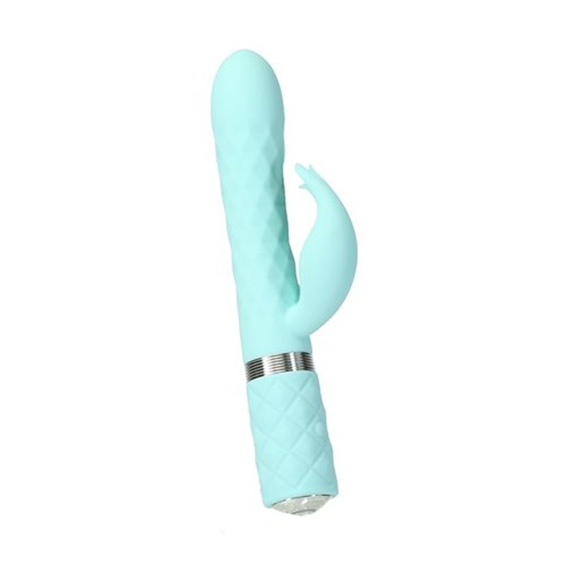 the 3-point attachment vibrates for astonishing clitoral stimulation. Choose to enjoy the rotations and vibrations independently or simultaneously – the choice is all yours.</p>