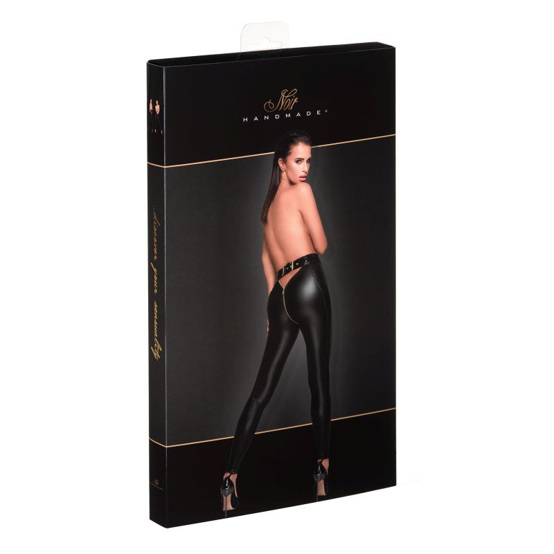 The golden zipper ends just above the bottom fold and gives the leggings an erotic eyecatcher.