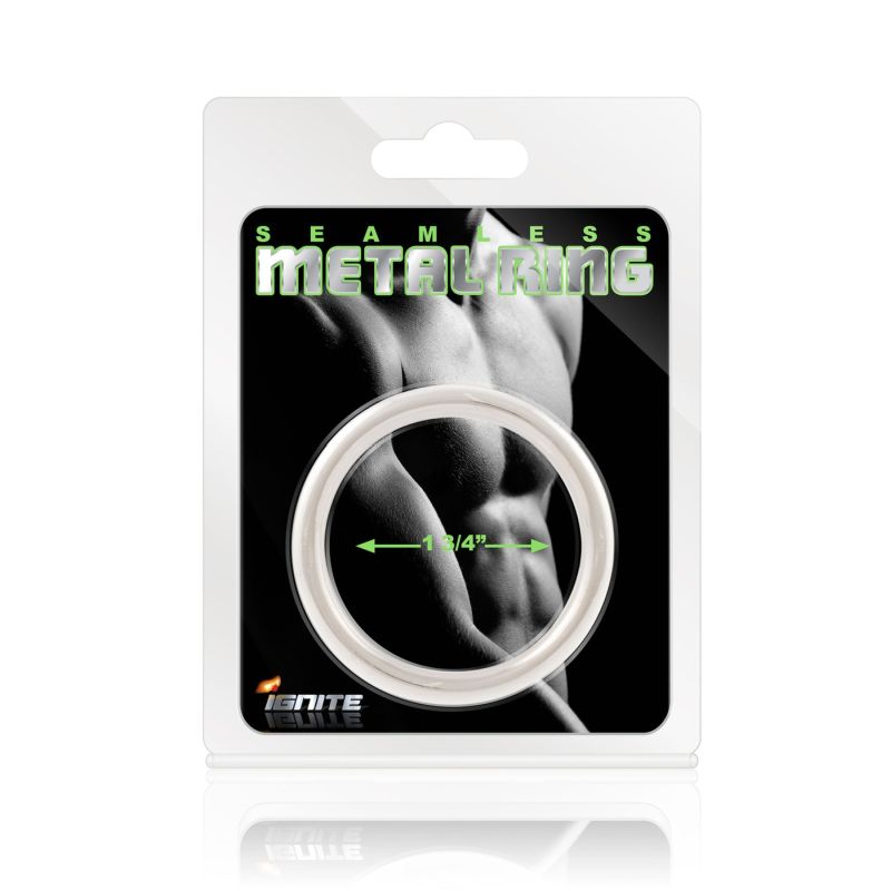 <p>Seamless Metal Cock Ring 44mm.</p>