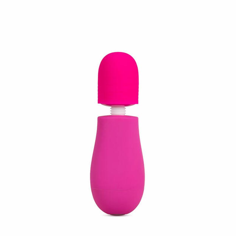 This mini wand includes 2 stimulation heads