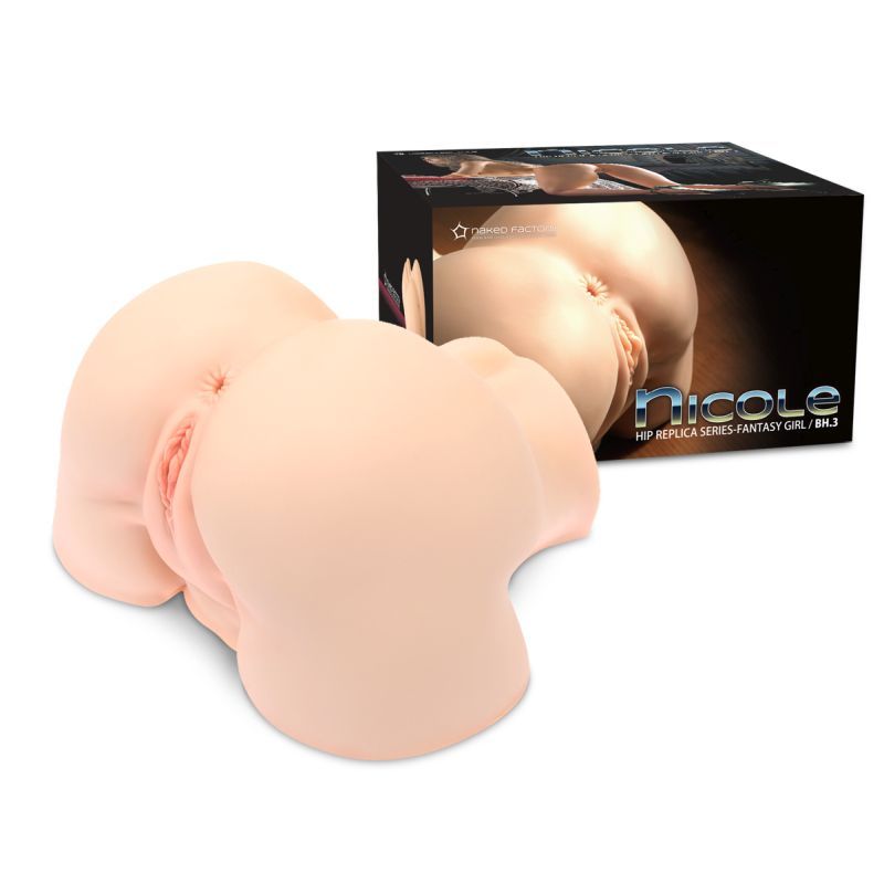 <p>Nicole is begging for your attention over and over again!</p>