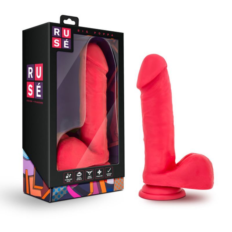 and realistically shaped dildo that’s the perfect size!</p>