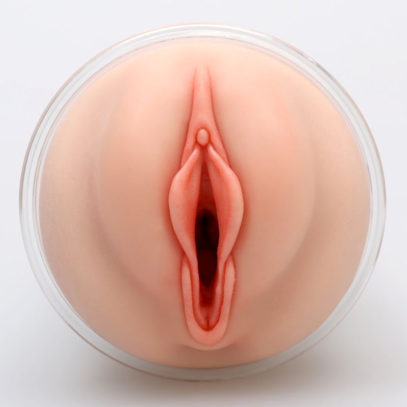 and perfect satisfaction.<br />Offers hygienic use and easy cleaning and care through a penetrated design of the entrance and the end.<br />Can be stored in a hygienic manner by applying the cup’s design to safely protect the products from contamination.</p>