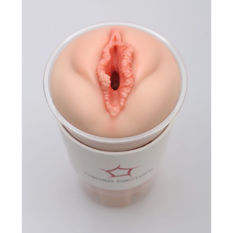 and perfect satisfaction.<br />Offers hygienic use and easy cleaning and care through a penetrated design of the entrance and the end.<br />Can be stored in a hygienic manner by applying the cup’s design to safely protect the products from contamination.</p>