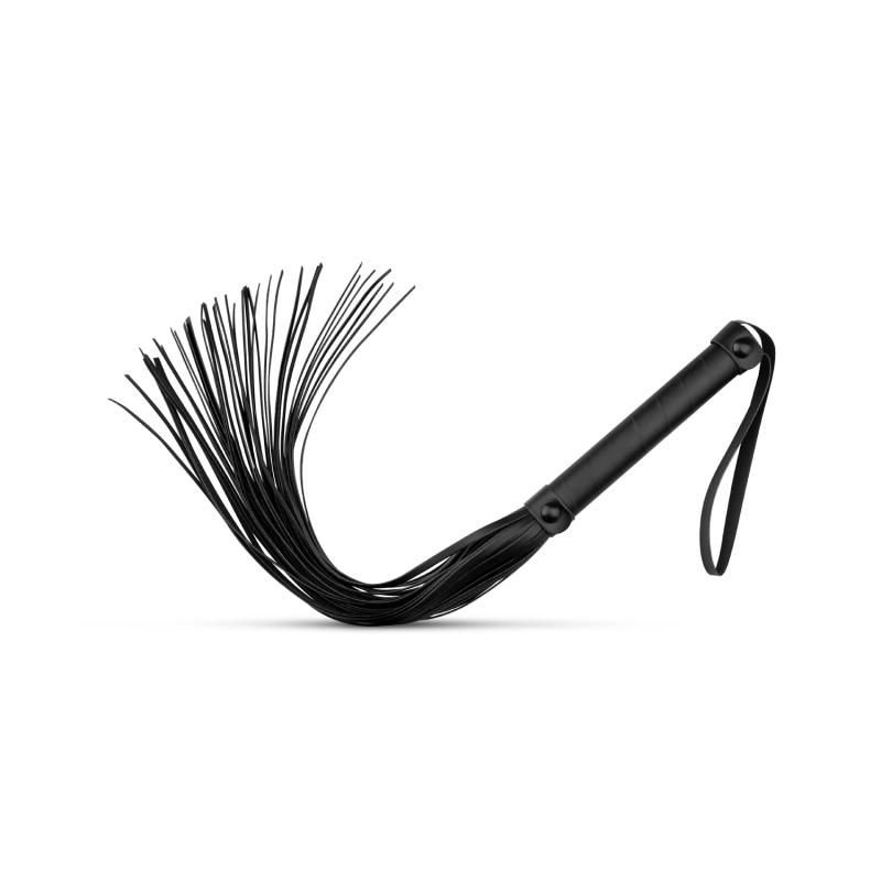 The flogger is made of faux leather and has a comfortable grip. The handle is equipped with a loop