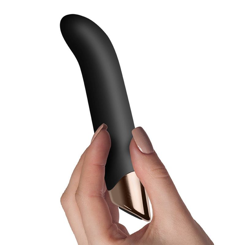 Explore sensual G spot stimulation with this elegantly crafted powerhouse of pleasure. Chaiamo G’s 6-inch shaft and ergonomic angled tip will effortlessly glid in to position to tease and target your G spot. Lie back and choose from one of the 10 vibration settings to experience the ultimate orgasm