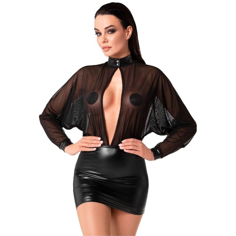 elastic mesh that offers a soft and airy feel. The long sleeves and high neck add a touch of sophistication