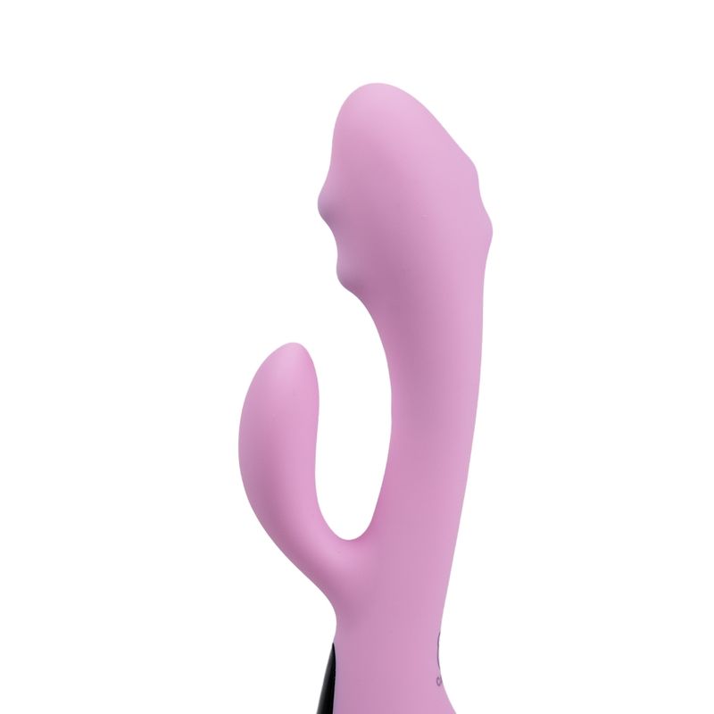 Let yourself be carried away by the combination of softness and power of the Majestic Lucile Vibrator