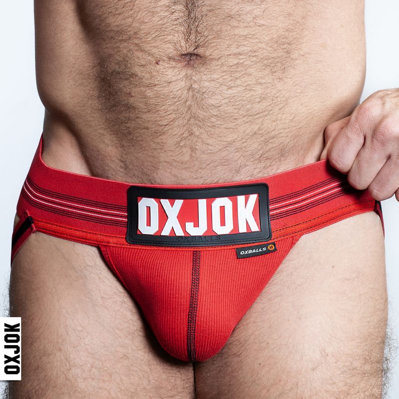 <p>SLINGJOCK’s pouch cups you