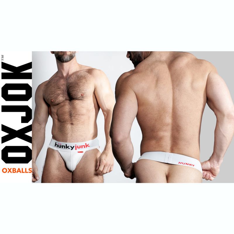 cupping your bulge with tri-fold pouch edge for no-dig comfort and bulge-lifting fit. Our triple panel pouch design has a deeper J-shape for a no-crush fit.